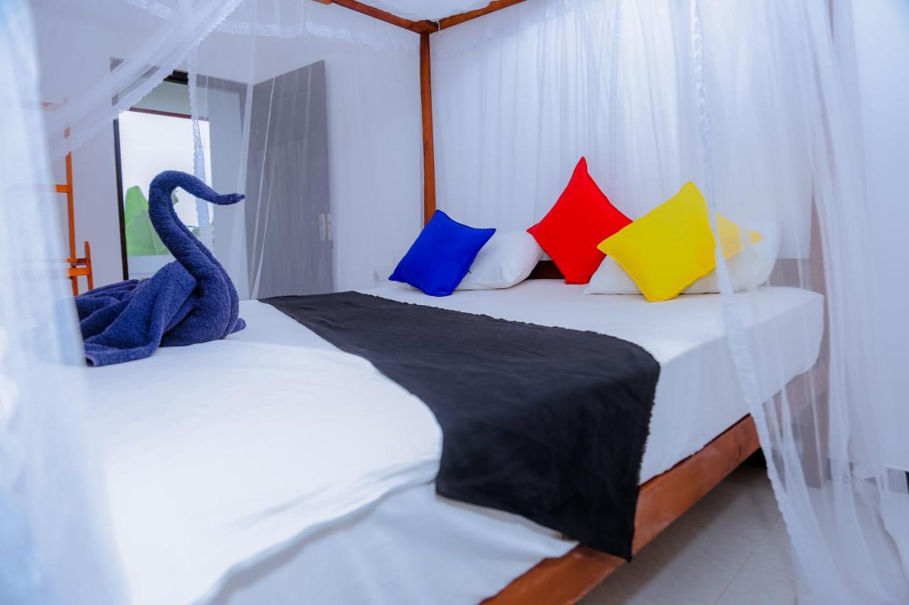 미리사 Sajana Ocean Hill B&B 외부 사진
