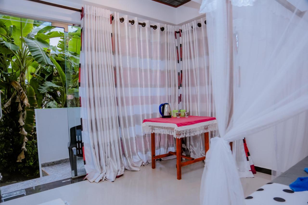 미리사 Sajana Ocean Hill B&B 외부 사진