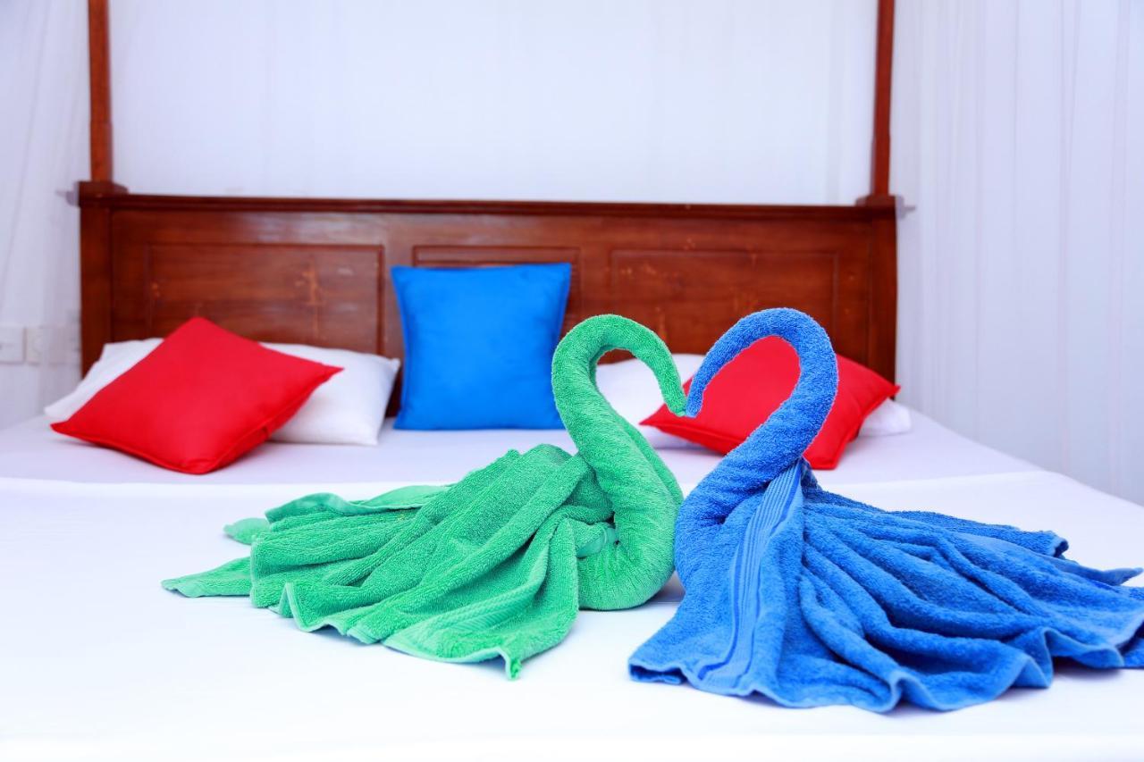 미리사 Sajana Ocean Hill B&B 외부 사진